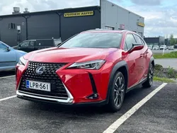 Käytetty 2021 Lexus UX 250h Katumaasturi | 29 900 € (Perustarjous)