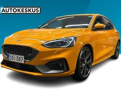 Oranssi Käytetty 2021 Ford Focus Performance Edition Viistoperä | 31 590 € (Hyvä tarjous)