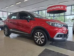 Käytetty 2019 Renault Captur Katumaasturi | 12 490 € (Hyvä tarjous)