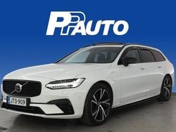 Käytetty 2022 Volvo V90 R-Design Farmari | 43 990 € (Perustarjous)