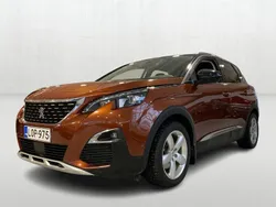 Ruskea Käytetty 2018 Peugeot 3008 Allure Katumaasturi | 14 990 € (Perustarjous)