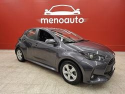 Käytetty 2023 Toyota Yaris Hybrid Active Viistoperä | 20 950 € (Perustarjous)