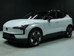 Uusi 2025 Volvo EX30 Performance Katumaasturi | 48 100 € (Perustarjous)