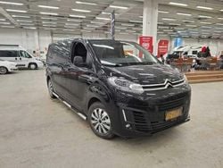 Musta Käytetty 2017 Citroën Jumpy Van | 14 189 € (Perustarjous)