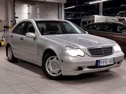 Käytetty 2002 Mercedes C180 Sedan | 4 880 €
