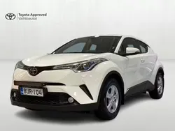 Valkoinen valkoinen Käytetty 2017 Toyota C-HR Active Katumaasturi | 16 450 € (Perustarjous)