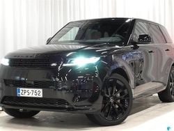 Käytetty 2025 Land Rover Range Rover Sport HSE Dynamic Katumaasturi | 142 890 €