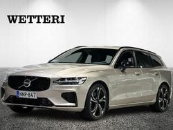 Ruskea Käytetty 2024 Volvo V60 Ultimate Farmari | 46 500 € (Hieman kallis)