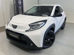 Valkoinen Käytetty 2022 Toyota Aygo X-play Viistoperä | 17 950 €