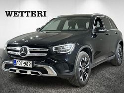Musta Käytetty 2021 Mercedes GLC300e Business Katumaasturi | 34 900 € (Kallis)