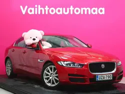 Punainen Käytetty 2015 Jaguar XE Pure Sedan | 13 900 € (Perustarjous)