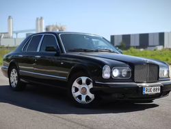 Musta Käytetty 2001 Bentley Arnage Sedan | 45 900 €