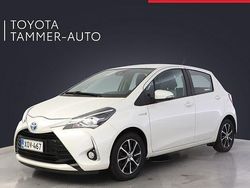 Valkoinen Käytetty 2018 Toyota Yaris Active Viistoperä | 14 480 € (Perustarjous)