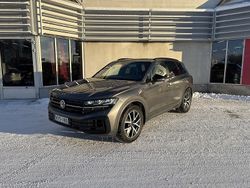 Harmaa Käytetty 2024 VW Touareg R Katumaasturi | 84 900 €