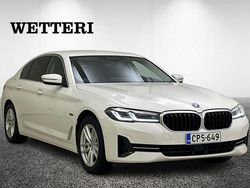 Valkoinen Käytetty 2022 BMW 530e Sedan | 37 900 € (Kallis)