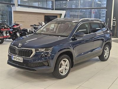 Sininen Käytetty 2024 Skoda Karoq Style Katumaasturi | 36 990 € (Kallis)