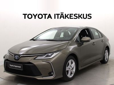 käytetty Toyota Corolla Sedan 1,8 Hybrid Active Edition / Navi / ALV *** Korkotarjous 2,9% + kulut