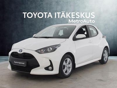 Käytetty Toyota Yaris Hybrid Active 116 HP (85 kW) 2022 Valkoinen Viistoperä
