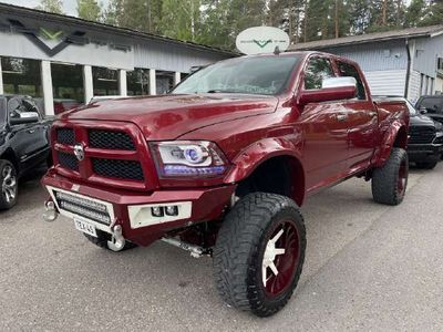 käytetty Dodge Ram 2500 LARAMIE CREW CAB Cummins ”The LoneStar”