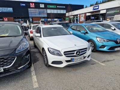 käytetty Mercedes C200 d T A Premium Business Avantgarde ** Juuri tullut! / Koukku / ILS / Sähköluukku **