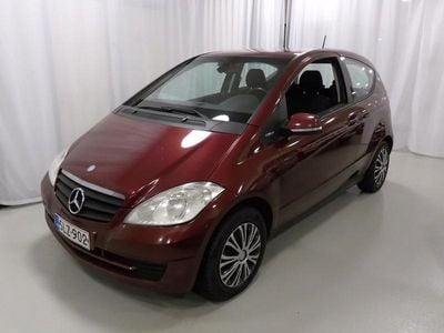 Punainen Käytetty 2009 Mercedes A160 Viistoperä | 2 790 €