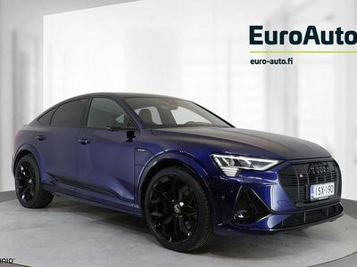 Sininen Käytetty 2021 Audi e-tron Katumaasturi | 47 880 € (Hieman kallis)