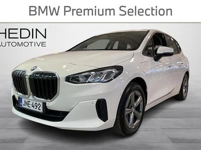 Käytetty BMW 225 Active Tourer 245 HP (180 kW) 2023 Tila-auto