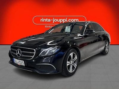Musta Käytetty 2019 Mercedes E220 Business Sedan | 16 800 € (Perustarjous)