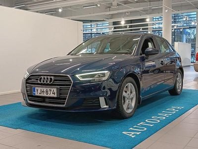 Käytetty Audi A3 Sportback Business 184 HP (135 kW) 2016 Harmaa Viistoperä