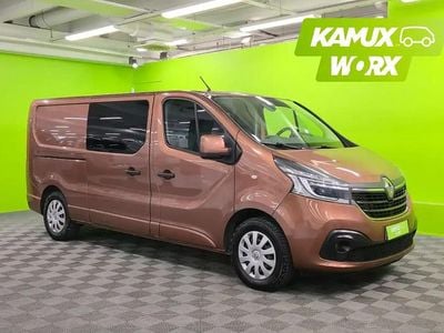 Käytetty Renault Trafic 145 HP (106 kW) 2020 Ruskea Tila-auto