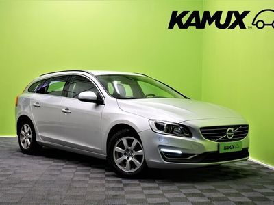 käytetty Volvo V60 D3 Momentum aut / Pa-lämmitin / Koukku / VOC / Digimittaristo / Vakkari /