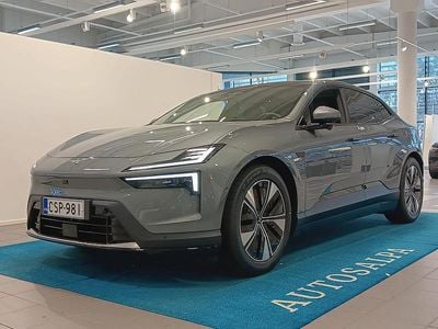 Uusi Polestar 4 Long Range Single Motor 22 kW (30 HP) 2026 Katumaasturi