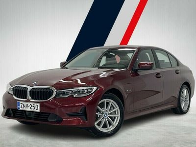 käytetty BMW 330e 330 G20 SedanxDrive A Charged Edition *ESITTELYAUTO* Uusi vastaava ~ 59 326€!