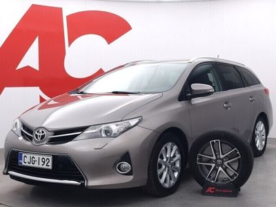 käytetty Toyota Auris Touring Sports 1,6 Valvematic Active Edition - / 1-Omistaja / Koukku / Vakkari / Kamera / Lohkolämmi