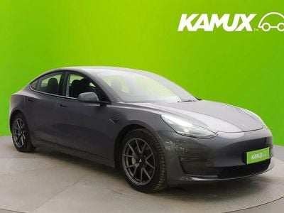 Käytetty Tesla Model 3 339 kW (462 HP) 2022 Hopea / harmaa Sedan