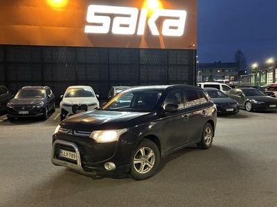 Käytetty 2013 Mitsubishi Outlander Intense Katumaasturi | 10 900 € (Kallis)