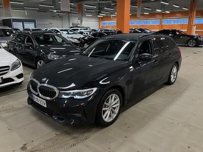 BMW 330e