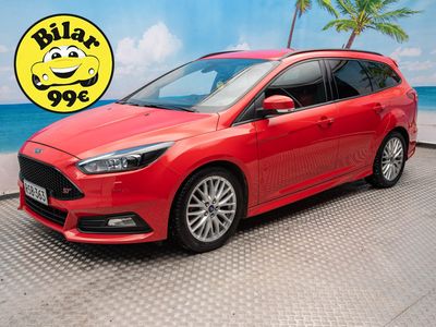 käytetty Ford Focus 2.0 EcoBoost 250 hv M6 ST Wagon *Lohkolämmitin / Xenon / Suomi-auto* - *500e cashback! 3kk lyhennysvapaa ja käsiraha jopa 0€!!* -