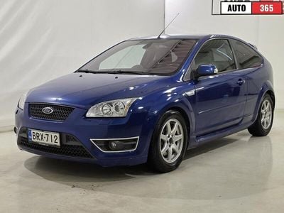 Käytetty 2006 Ford Focus ST Viistoperä | 3 990 €