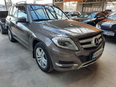 Käytetty 2013 Mercedes GLK250 Business Katumaasturi | 19 480 € (Perustarjous)