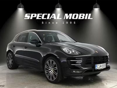 Musta Käytetty 2014 Porsche Macan Turbo Katumaasturi | 42 890 €