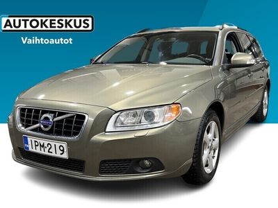 käytetty Volvo V70 D5 Momentum aut