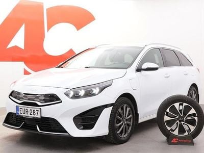 Käytetty Kia Ceed Sportswagon Premium 140 HP (102 kW) 2022 Valkoinen Farmari