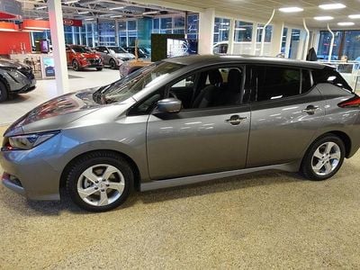 Käytetty 2022 Nissan Leaf N-Connecta Viistoperä | 17 590 € (Perustarjous)