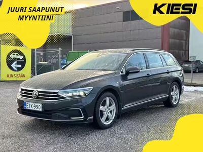 VW Passat