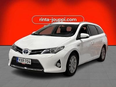 Käytetty 2015 Toyota Auris Touring Sports Active Farmari | 11 380 € (Perustarjous)