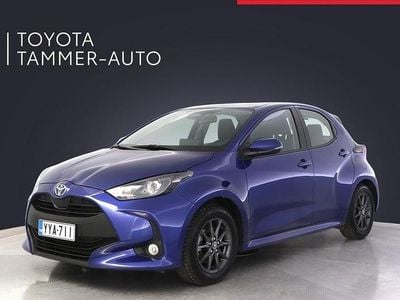 Sininen Käytetty 2024 Toyota Yaris Hybrid Viistoperä | 22 480 € (Supertarjous)