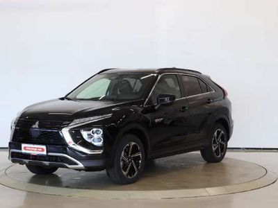 käytetty Mitsubishi Eclipse Cross 2.4 PHEV Invite Plus 4WD