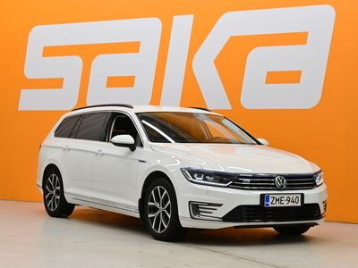 käytetty VW Passat Variant GTE Plug-In Hybrid 160 kW (218 hv) DSG-automaatti ** ALV / Suomi-auto / Webasto / ACC / LED / Digimittaristo **