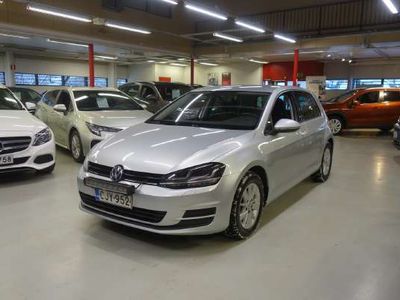 käytetty VW Golf Comfortline 1,2 TSI 77 kW (105 hv) BlueMotion Technology 4-ovinen